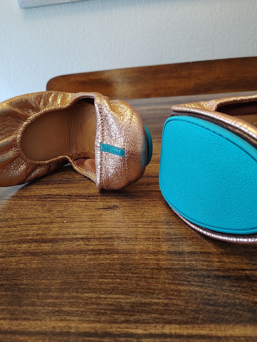 Tieks by Gavrieli Rose Gold Glam metallic leather ballet flat Foldable Size 10 - Picture 2 of 7